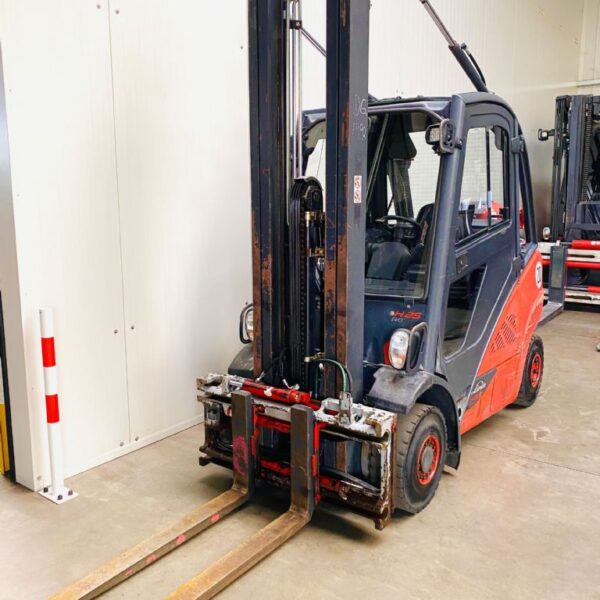 Linde H 25 T-02 EVO Triplex Kabine STVO ZVG