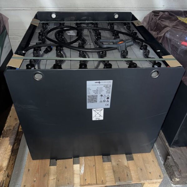 *Sonstige 48V Batterie 690AH Bj.2023