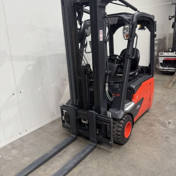Linde E 18-02 EVO Triplex STVO