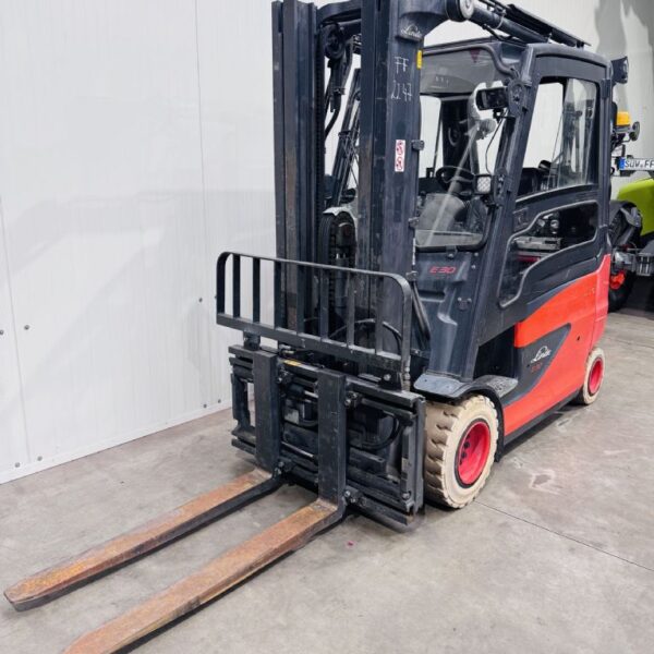 Linde E 30 HL-01/600 Kabine Triplex  ZVG